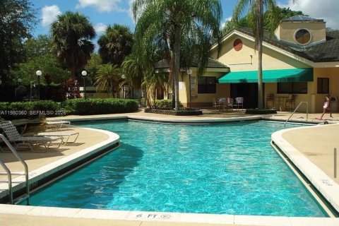 Condominio en alquiler en Sunrise, Florida, 2 dormitorios, 95.13 m2 № 2043804 - foto 21