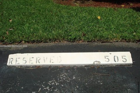 Condominio en alquiler en Sunrise, Florida, 2 dormitorios, 95.13 m2 № 2043804 - foto 16