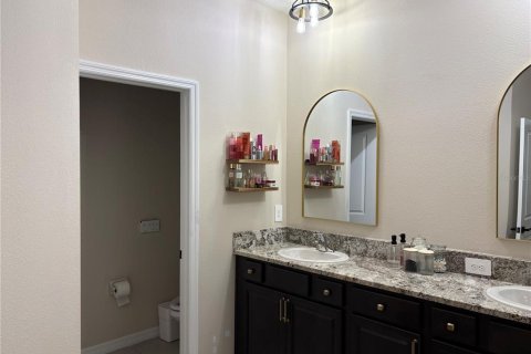 Casa en venta en Ocala, Florida, 4 dormitorios, 237.18 m2 № 2167533 - foto 10
