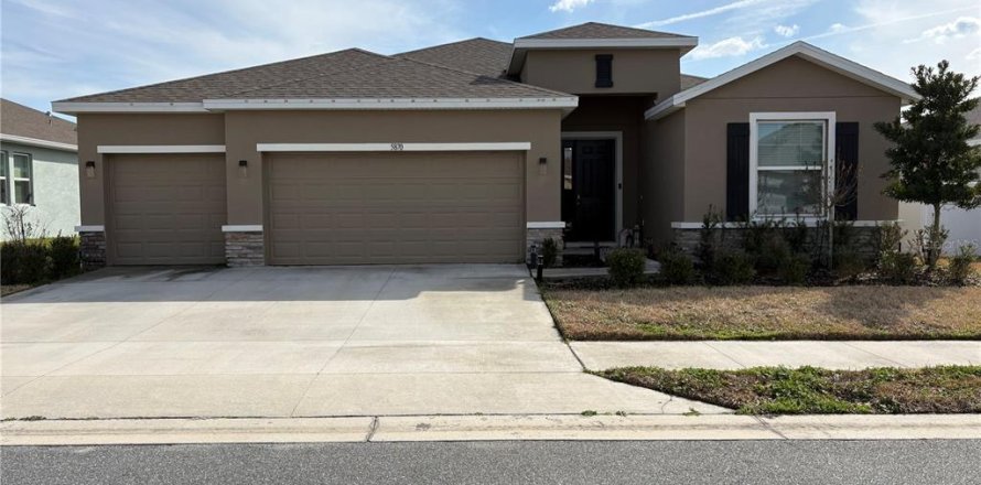Casa en Ocala, Florida 4 dormitorios, 237.18 m2 № 2167533