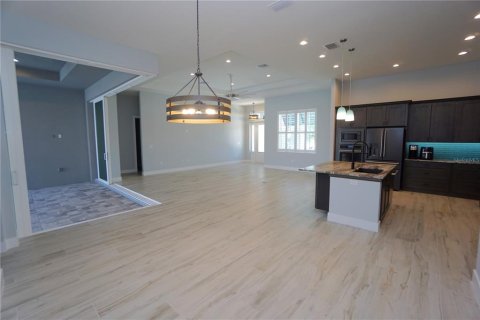 House in Punta Gorda, Florida 3 bedrooms, 232.72 sq.m. № 1723502 - photo 19