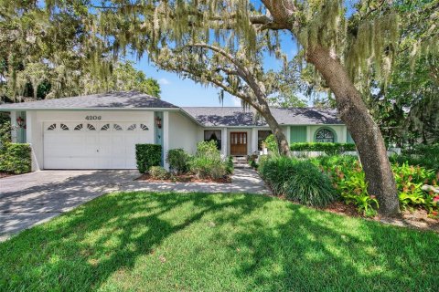 Villa ou maison à vendre à Plant City, Floride: 4 chambres, 205.87 m2 № 1894131 - photo 1