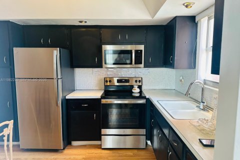 Купить кондоминиум в Майами, Флорида 2 спальни, 105.91м2, № 2047846 - фото 10