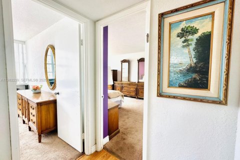 Купить кондоминиум в Майами, Флорида 2 спальни, 105.91м2, № 2047846 - фото 19