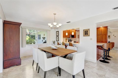 Casa en venta en Saint Petersburg, Florida, 3 dormitorios, 178.19 m2 № 1546583 - foto 14