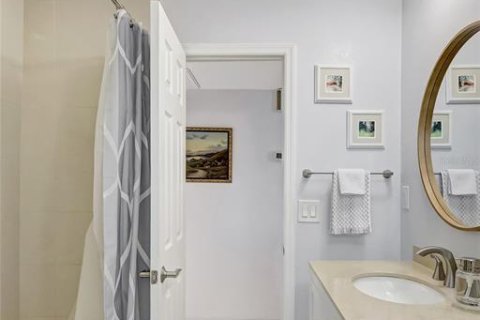 Casa en venta en Saint Petersburg, Florida, 3 dormitorios, 178.19 m2 № 1546583 - foto 27