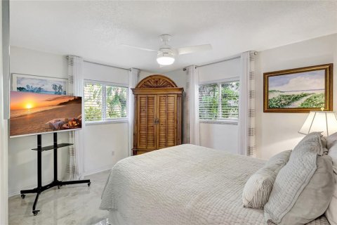 Casa en venta en Saint Petersburg, Florida, 3 dormitorios, 178.19 m2 № 1546583 - foto 24
