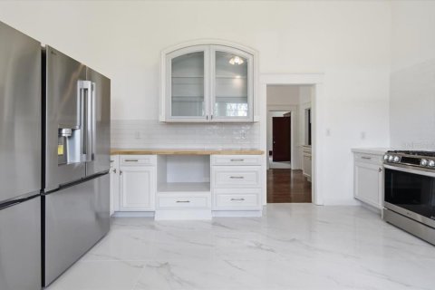 Купить виллу или дом в Перри, Флорида 5 комнат, 515.42м2, № 2280261 - фото 30