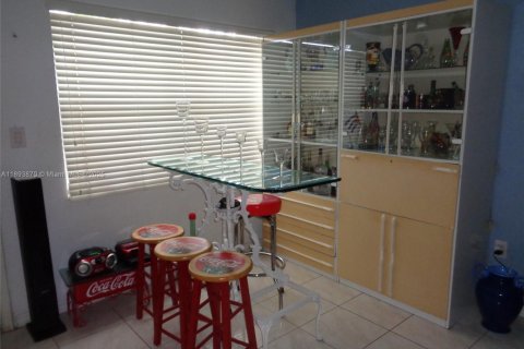 Copropriété à vendre à Hallandale Beach, Floride: 1 chambre, 55.74 m2 № 1946566 - photo 23