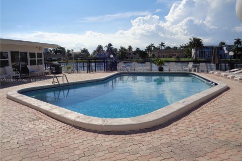 Copropriété à vendre à Hallandale Beach, Floride: 1 chambre, 55.74 m2 № 1946566 - photo 3