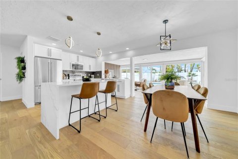 Casa en venta en Saint Petersburg, Florida, 3 dormitorios, 148.83 m2 № 1811046 - foto 18