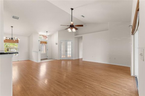 House in Ocala, Florida 3 bedrooms, 170.01 sq.m. № 1901004 - photo 4
