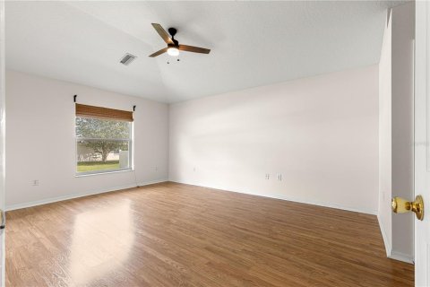 House in Ocala, Florida 3 bedrooms, 170.01 sq.m. № 1901004 - photo 16