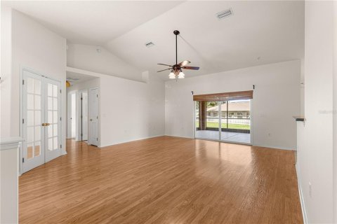 House in Ocala, Florida 3 bedrooms, 170.01 sq.m. № 1901004 - photo 3