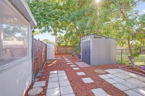 Купить виллу или дом в Санрайз, Флорида 3 спальни, 130.43м2, № 1974638 - фото 28