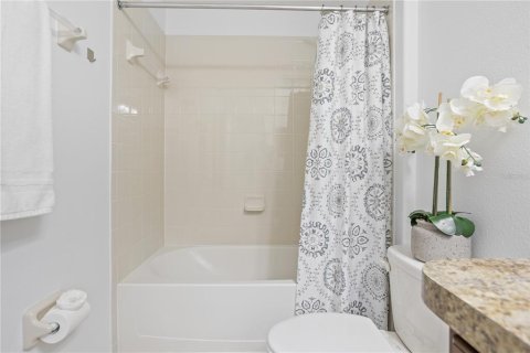 Touwnhouse à vendre à Apopka, Floride: 3 chambres, 163.23 m2 № 2098315 - photo 30
