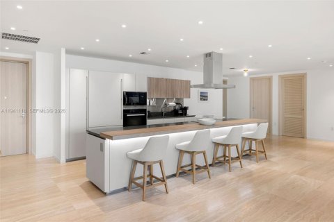 Copropriété à vendre à Miami, Floride: 2 chambres, 192.87 m2 № 1998530 - photo 16