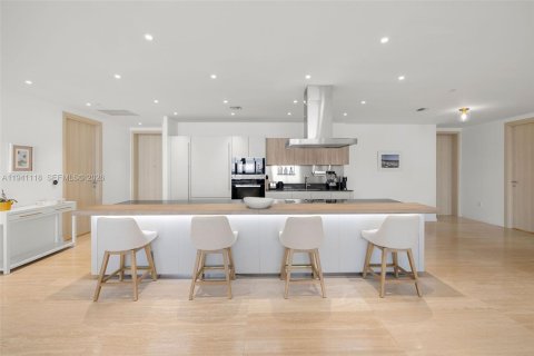 Copropriété à vendre à Miami, Floride: 2 chambres, 192.87 m2 № 1998530 - photo 18