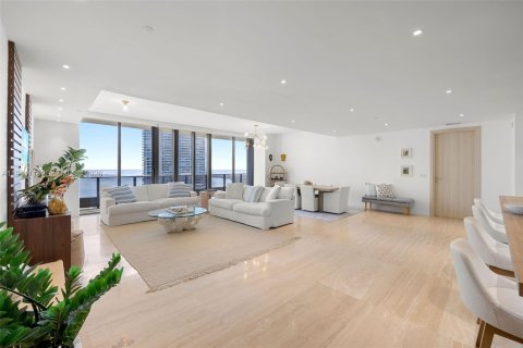 Copropriété à vendre à Miami, Floride: 2 chambres, 192.87 m2 № 1998530 - photo 6