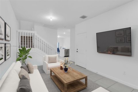 Townhouse in Pembroke Pines, Florida 3 bedrooms, 175.4 sq.m. № 1984972 - photo 3