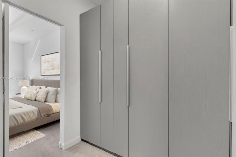 Townhouse in Pembroke Pines, Florida 3 bedrooms, 175.4 sq.m. № 1984972 - photo 14