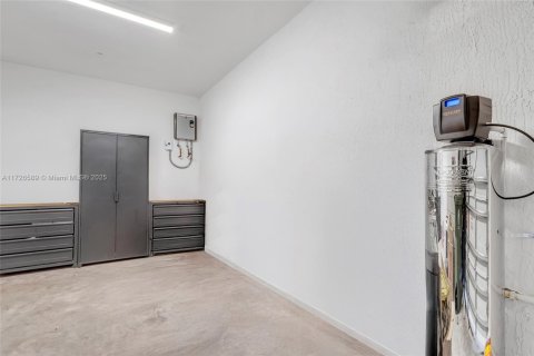 Townhouse in Pembroke Pines, Florida 3 bedrooms, 175.4 sq.m. № 1984972 - photo 24