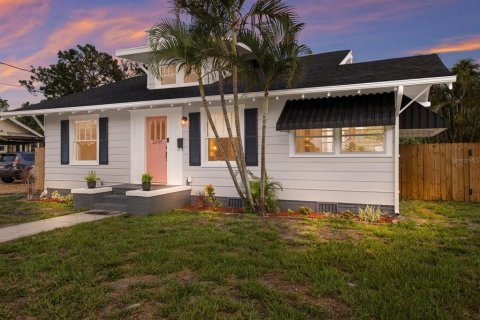 Villa ou maison à vendre à Bradenton, Floride: 2 chambres, 102.19 m2 № 1846473 - photo 3