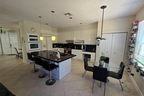 Villa ou maison à vendre à Boynton Beach, Floride: 4 chambres, 221.29 m2 № 2187373 - photo 13
