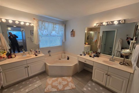 Villa ou maison à vendre à Boynton Beach, Floride: 4 chambres, 221.29 m2 № 2187373 - photo 22