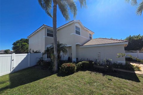 Villa ou maison à vendre à Boynton Beach, Floride: 4 chambres, 221.29 m2 № 2187373 - photo 5