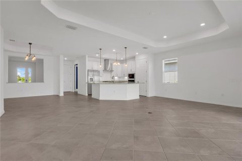 House in Punta Gorda, Florida 4 bedrooms, 209.77 sq.m. № 1833301 - photo 18