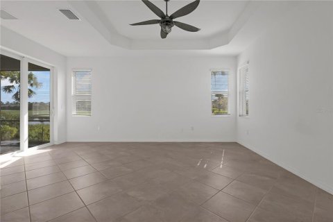 House in Punta Gorda, Florida 4 bedrooms, 209.77 sq.m. № 1833301 - photo 20