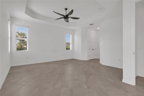House in Punta Gorda, Florida 4 bedrooms, 209.77 sq.m. № 1833301 - photo 19