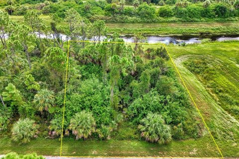 Land in North Port, Florida № 2159551