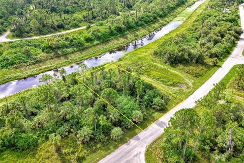 Land in North Port, Florida № 2159551 - photo 2