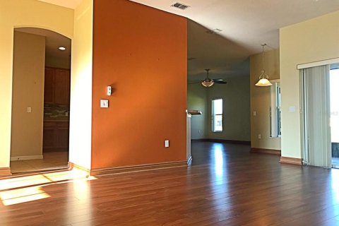 Casa en alquiler en Kissimmee, Florida, 3 dormitorios, 157.38 m2 № 1904631 - foto 8