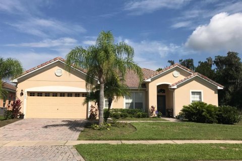 Casa en alquiler en Kissimmee, Florida, 3 dormitorios, 157.38 m2 № 1904631 - foto 1