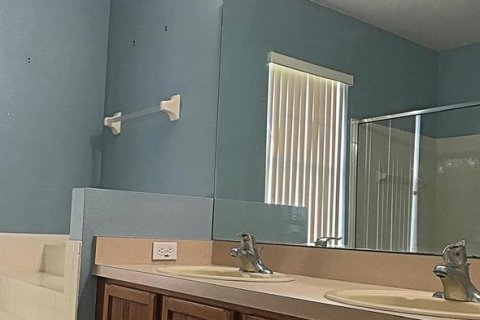 Casa en alquiler en Kissimmee, Florida, 3 dormitorios, 157.38 m2 № 1904631 - foto 15