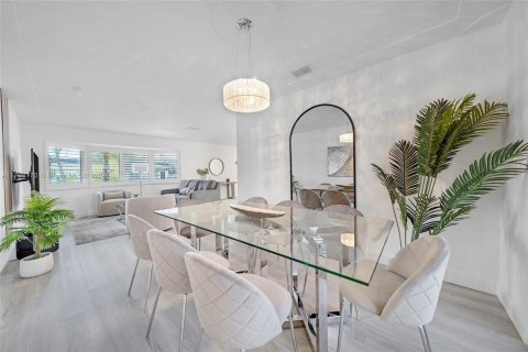 Casa en venta en Fort Lauderdale, Florida, 3 dormitorios, 175.03 m2 № 2076906 - foto 3