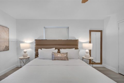 Casa en venta en Fort Lauderdale, Florida, 3 dormitorios, 175.03 m2 № 2076906 - foto 25