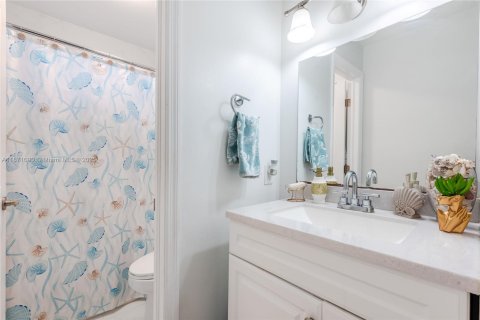 Villa ou maison à louer à Sweetwater, Floride: 3 chambres, 102.19 m2 № 1928331 - photo 11