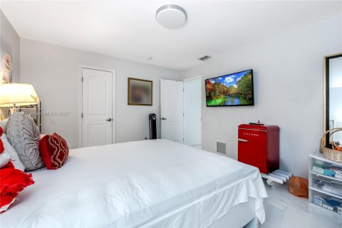 Villa ou maison à louer à Sweetwater, Floride: 3 chambres, 102.19 m2 № 1928331 - photo 16