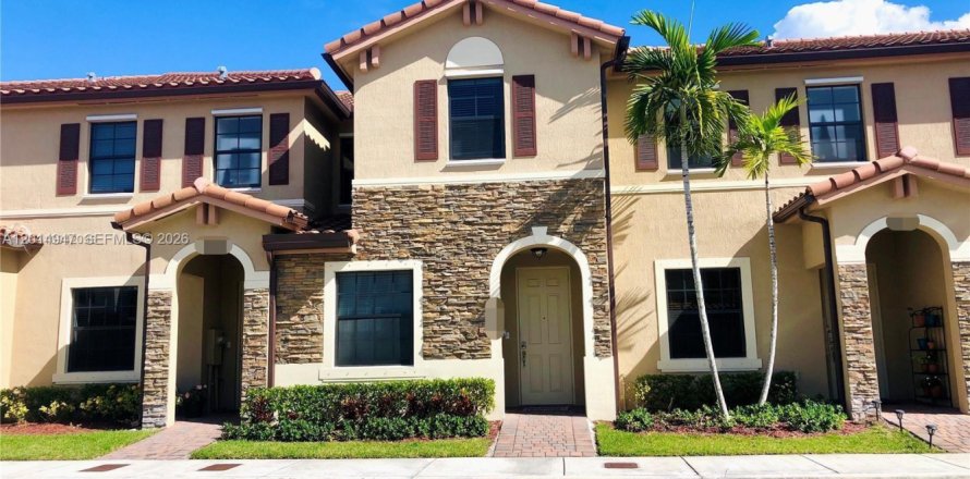 Casa en Hialeah, Florida 3 dormitorios, 143.53 m2 № 2171302