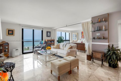 Condominio en venta en Hollywood, Florida, 2 dormitorios, 116.5 m2 № 1738186 - foto 12