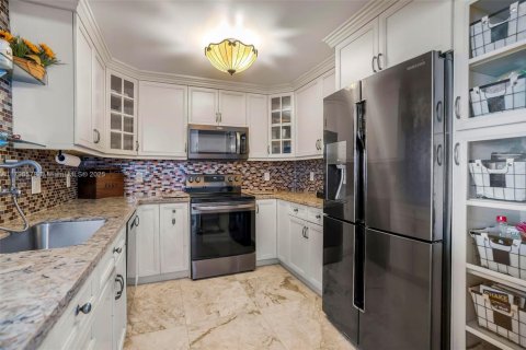 Condominio en venta en Hollywood, Florida, 2 dormitorios, 116.5 m2 № 1738186 - foto 7