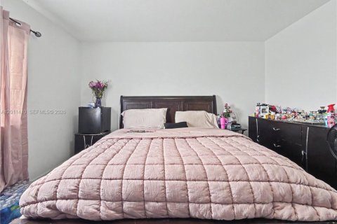 Adosado en venta en Florida City, Florida, 4 dormitorios, 124.3 m2 № 2171096 - foto 17