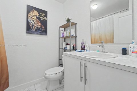 Adosado en venta en Florida City, Florida, 4 dormitorios, 124.3 m2 № 2171096 - foto 15