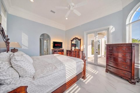 Villa ou maison à louer à Coconut Creek, Floride: 6 chambres, 418.62 m2 № 2192219 - photo 17