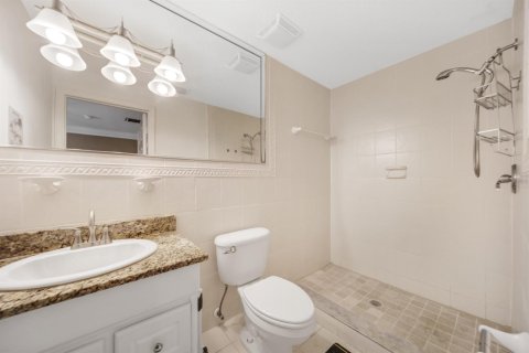 Villa ou maison à louer à Coconut Creek, Floride: 6 chambres, 418.62 m2 № 2192219 - photo 29