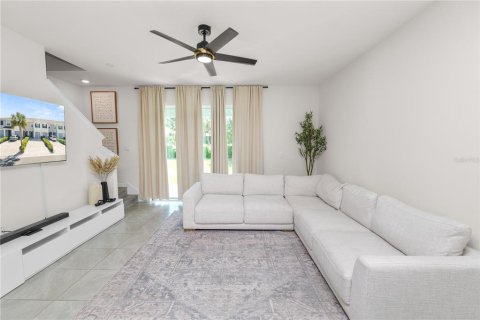 Adosado en venta en Plant City, Florida, 3 dormitorios, 156.17 m2 № 2224719 - foto 4